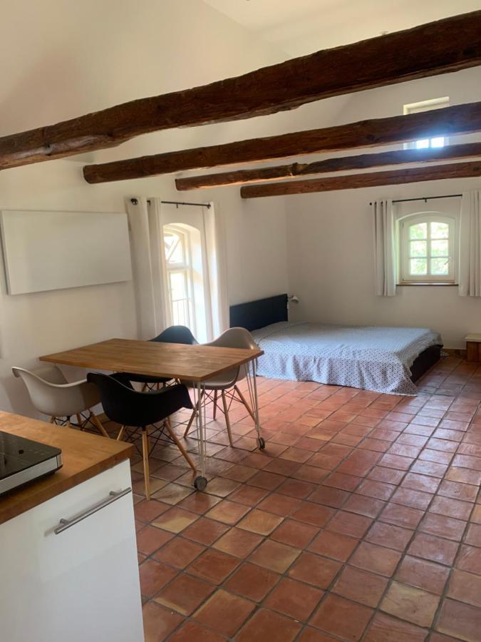 Studio Auf Denkmalgeschuetztem Dreiseithof In Hoefgen Bei Grimma Hofgen  Zewnętrze zdjęcie